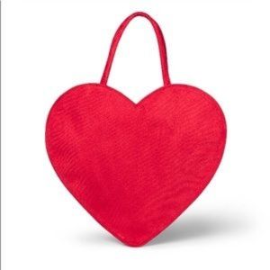 ERIN BY ERIN FETHERSTON HEART SHAPED TARGET TOTE